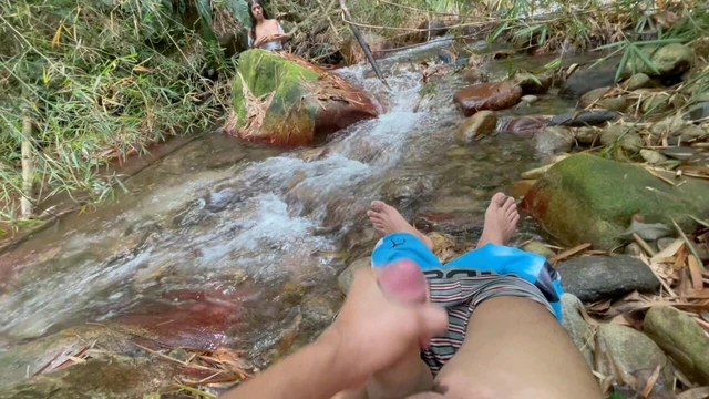 I fuck unknown hard in the forest while watching me from the stone and end up giving her a delicious fuck with my huge penis