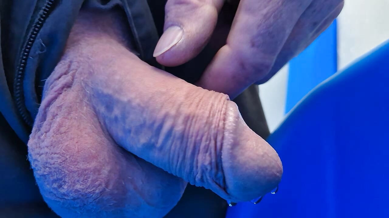 Horny Pissing