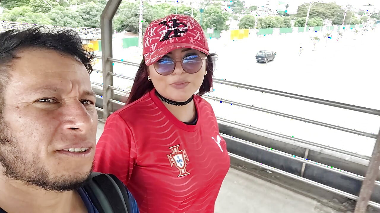 স্টেট ব্রিজের বাইরে ঘুরে বেড়ানো এক সুন্দরী কলেজ ছাত্রীর সাথে সুস্বাদু অ্যানাল সেক্স।