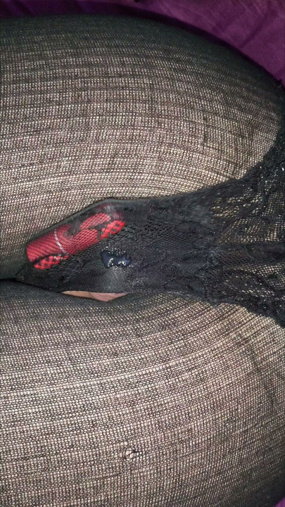 Femboy Hands free cum on own ass thru panties