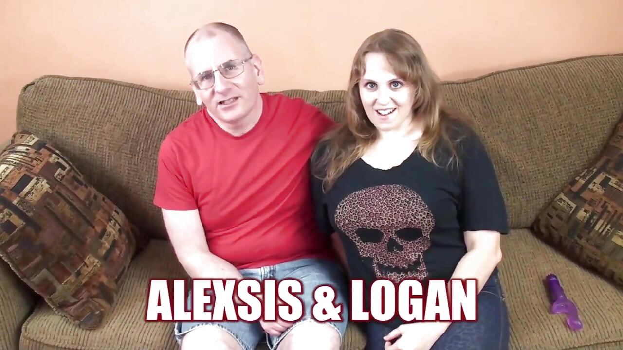 자지를 빠는 동안 자위하는 Alexsis