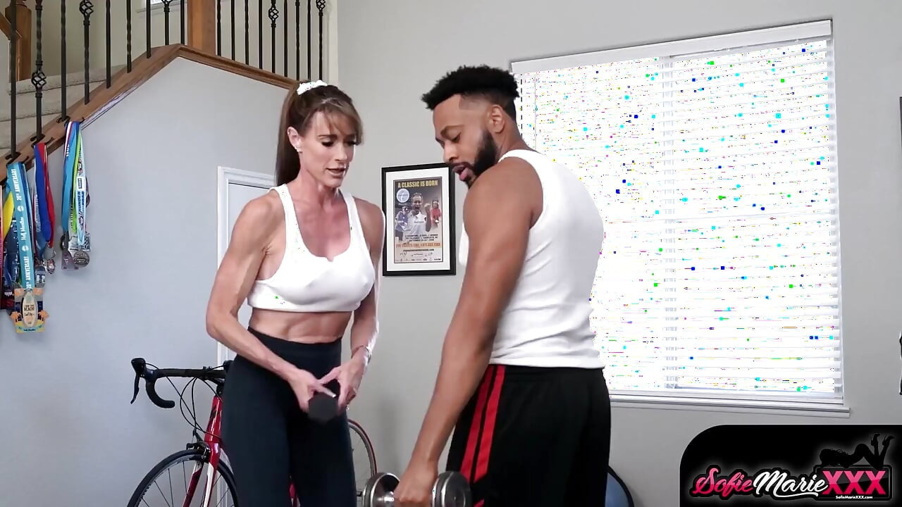 Fit MILF Sofie Marie Teases Big Dick Guy to Fuck Her