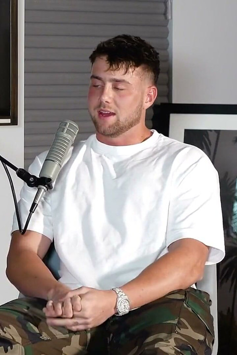 Harry Jowsey on Dating Khloe Kardashian Rumours