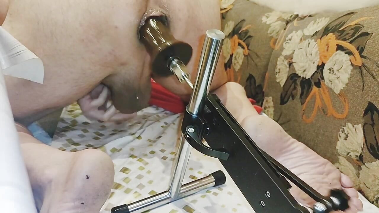 用大黑屌假阳具肛交高潮和后入式性爱机器