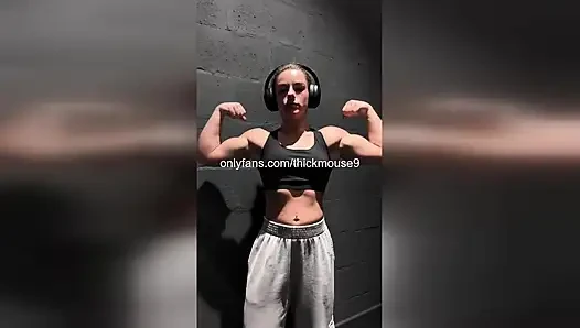 TikTok Babe's Pussy Accidentally Goes Viral