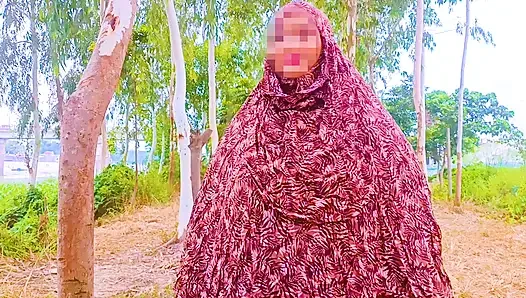 Desi village outdoor girls came home and sucked dick