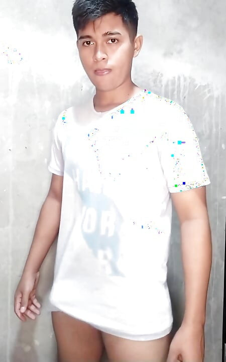 Hot Young Man Masturbates in His Room