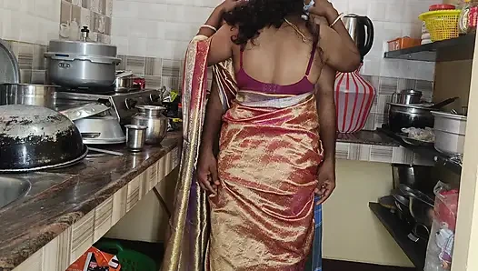 Ev hanımı kocasıyla aynı yatağı paylaşıyor