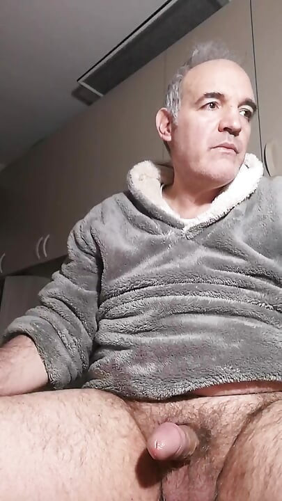 February 10 Online Evening Show with Cumshot in Your Face!