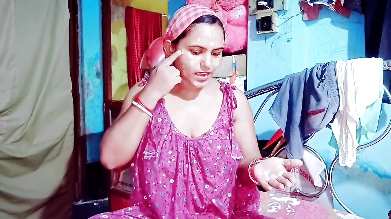 Doodhwala bhabhi