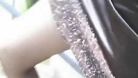 Büyük titis ve ıslak amcığıyla oynayan Fransız bebeği aldı