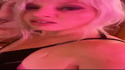 704088638501167105.mp4