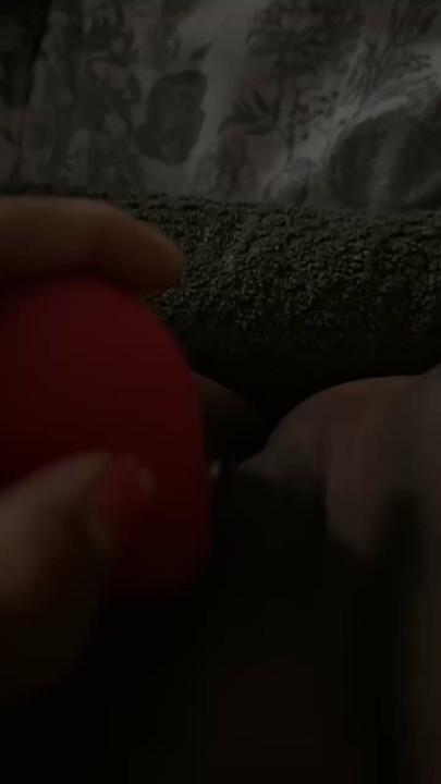 Rose orgazmı ile oynuyor