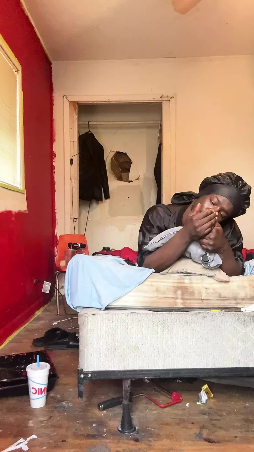 Eu comecei a realmente me sentir em vídeo dis e enquanto balançava minha bunda a maior parte do vídeo
