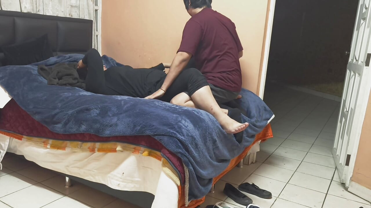 Fuck Me Hard, but Don't Tell Anyone! I Have Sex with My Friend's Mom