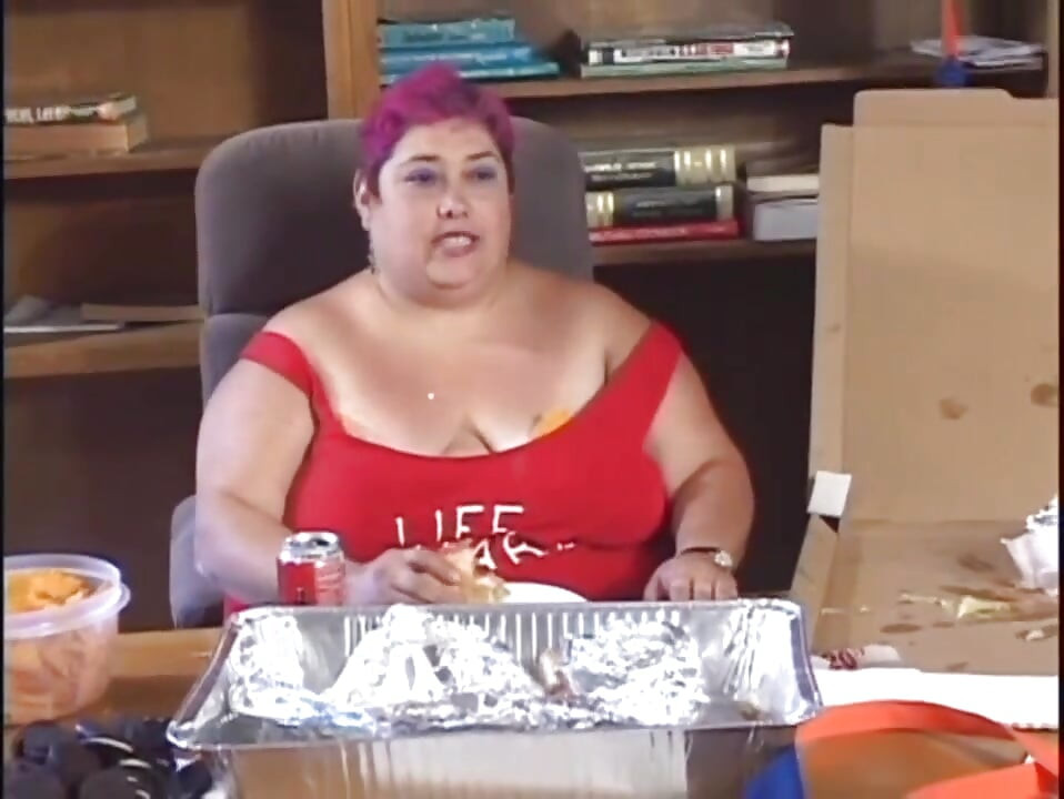 Bardzo brzydka xxx ratownik milf rucha się w sypialni