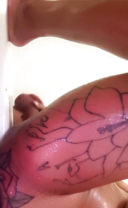 More Solo Bath Time Fun