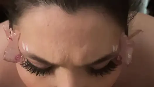 Makyajımı oral seksle testiyorum