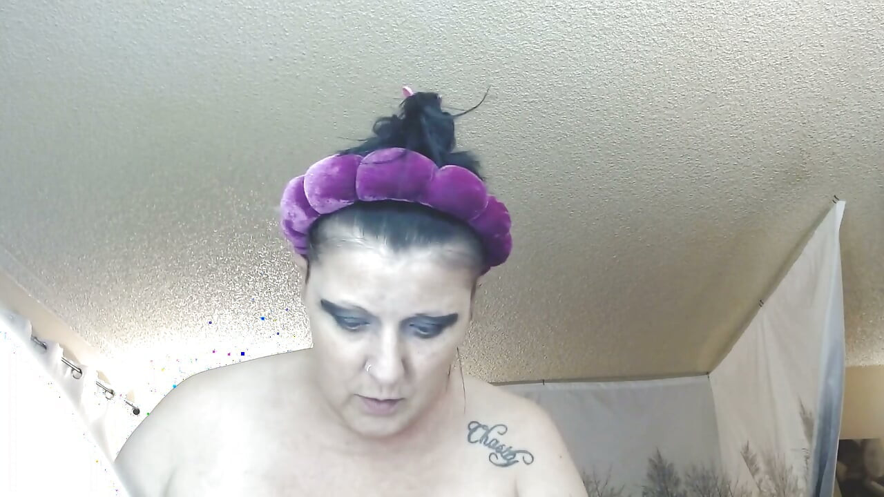 Voyeur Complete Make up Total Ignore You