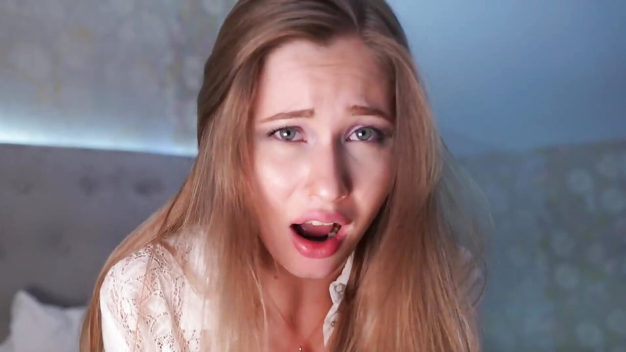 She Masturbates Well with Her Fingers