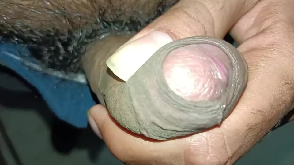 インドの少年による自慰行為