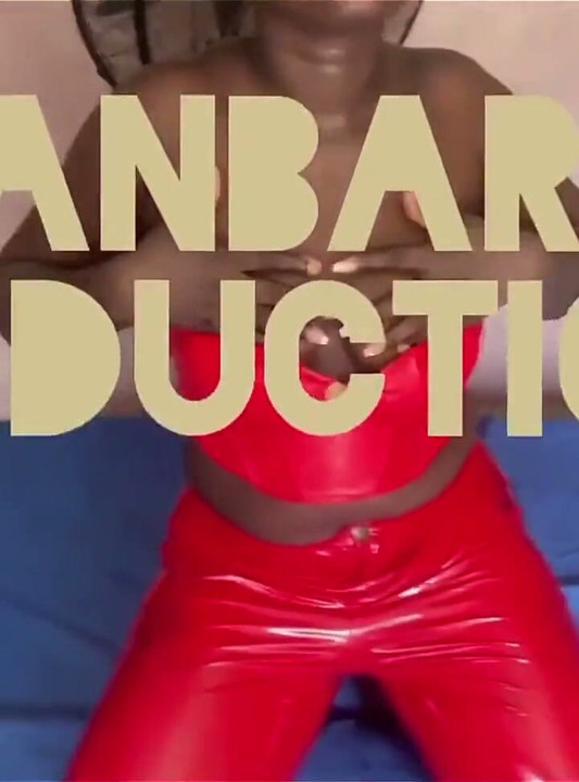 Ebony Slay Queen Vs Janbari