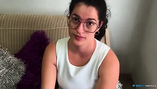 Religiosa menjelaskan kepada saya tentang reproduksi dan saya memintanya untuk membuktikannya kepada saya