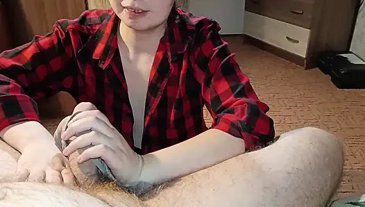 Ibu tiriku milih celana dalam gara-gara coli dan muncrat