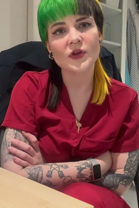 Miss Ruby's Last Locktober Task - Μία Εβδομάδα Απομένει, Χούφτα το Μαξιλάρι για τη Νοσοκόμα Ruby