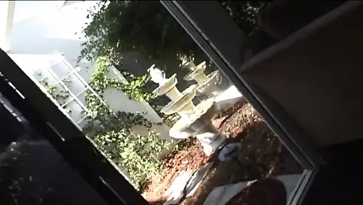 Очень черный огромный хуй в черной киске