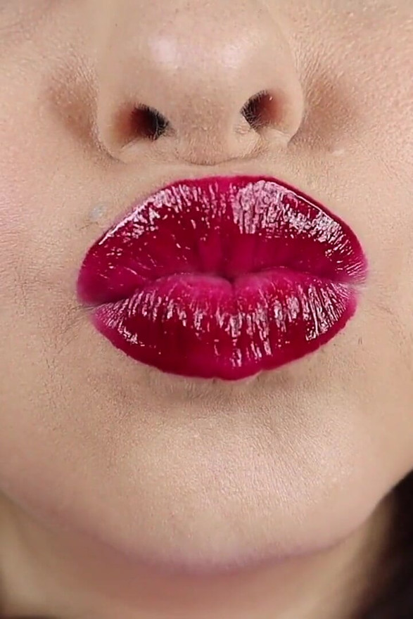First Date Kissing