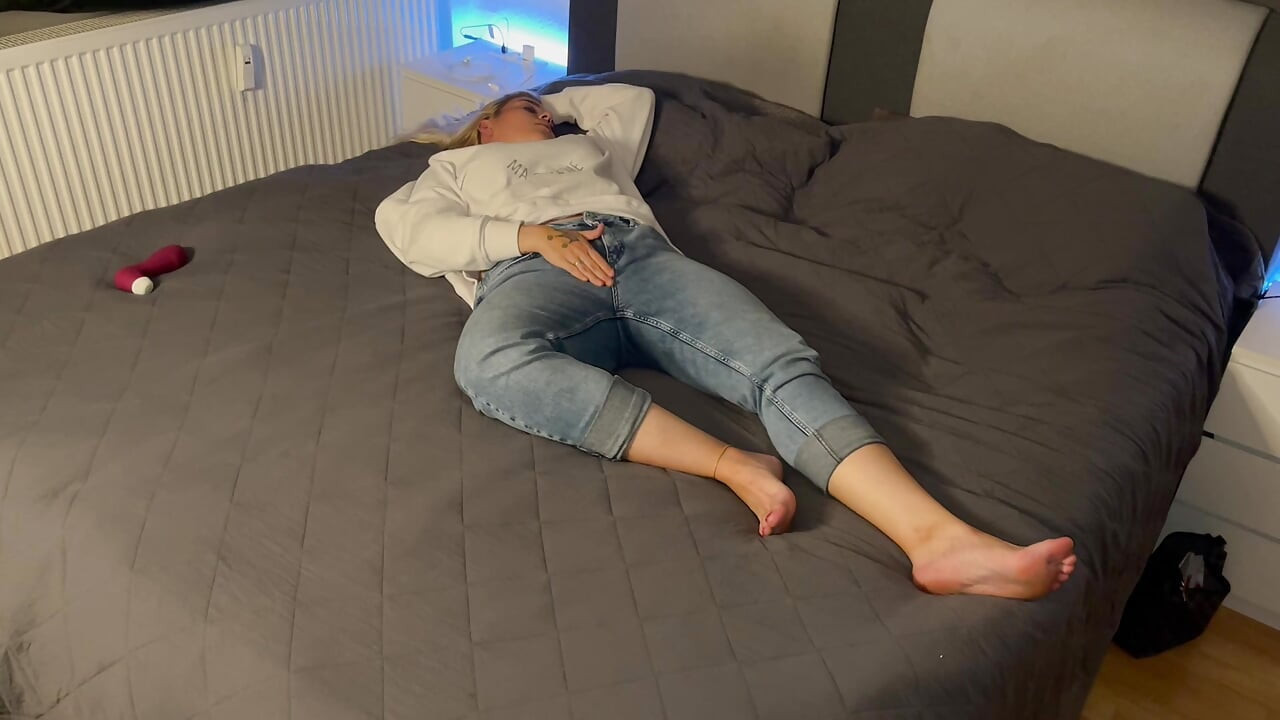 Masturbation in the head cinema multiple orgasms satisfyer fingering wet on bed clitoris rubbing solo voice Time for me