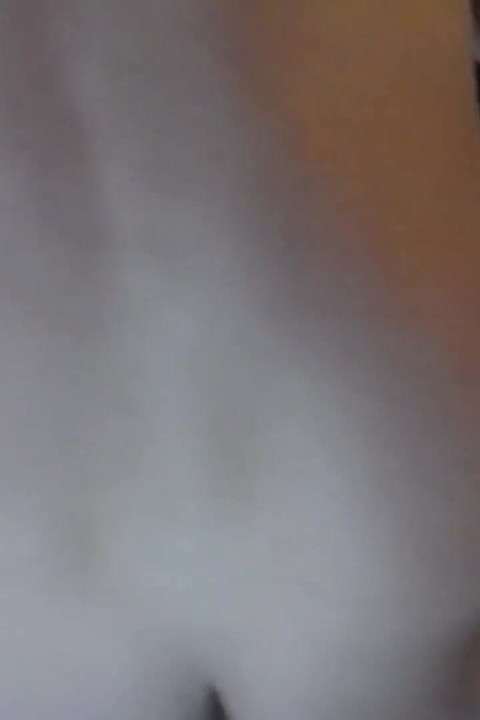 John jebe Jen otpozadi