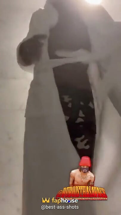 Shower Time Ass Cleaning