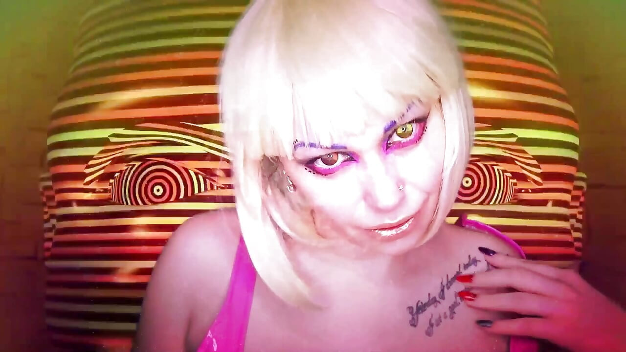 Concentrează-te pe energia ta sexuală și explodează pentru mine! HFO