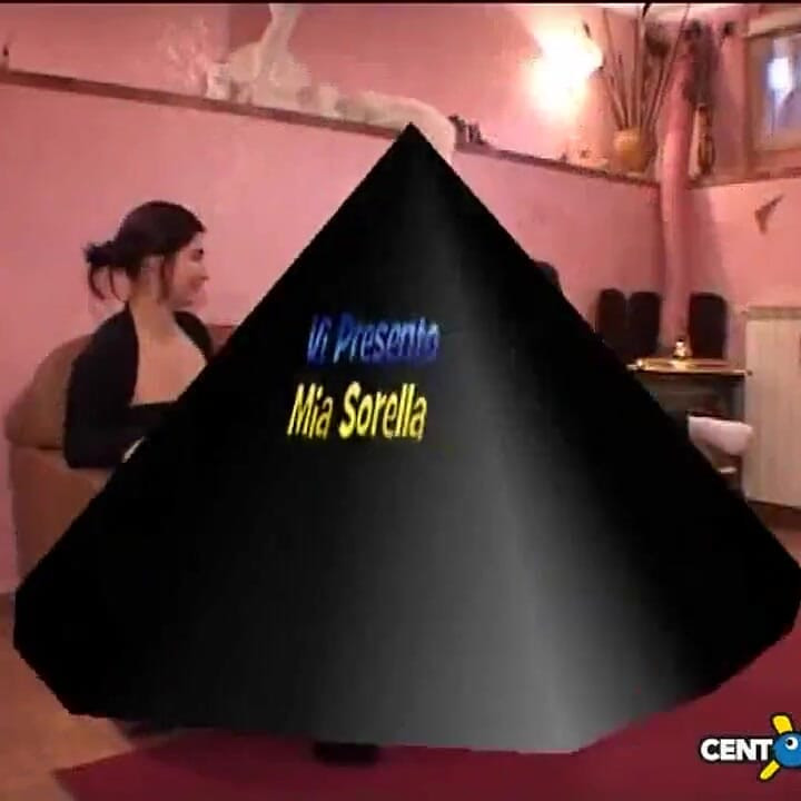 Mia Sopella ile tanışın