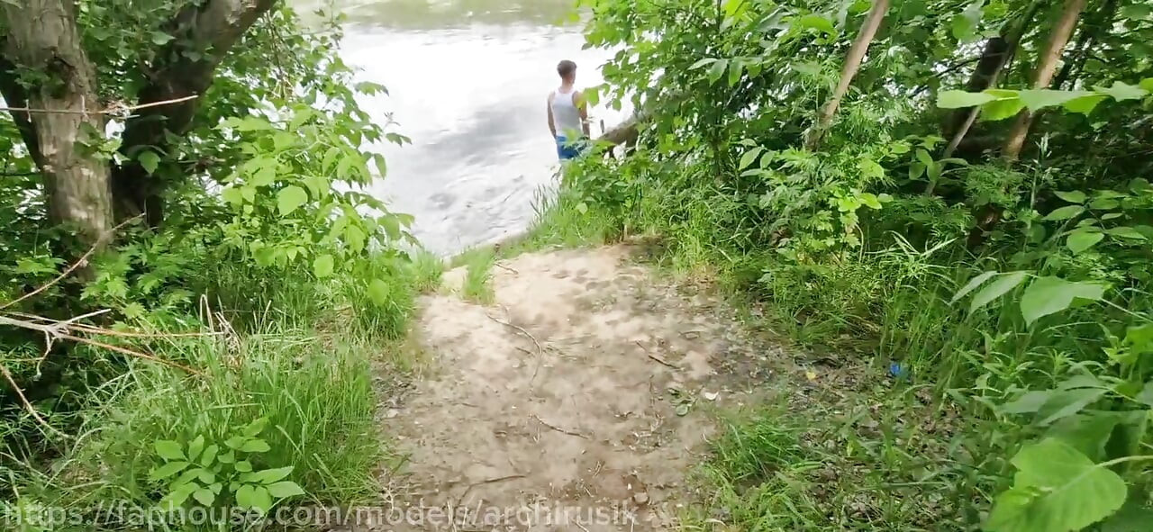 I Spied on a Twink and Fucked Him Without a Condom in Car Until He Cum