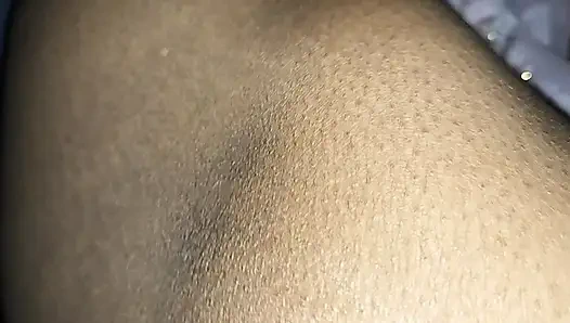 Gerçek Hintli köylü kadın dever ile sikişiyor