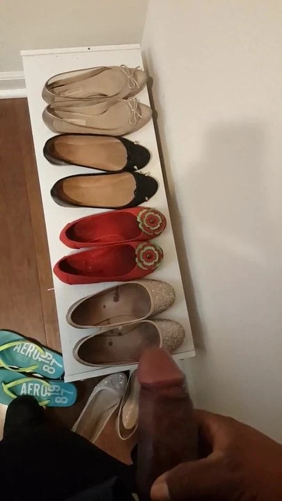 Cum of  4  pairs of flats