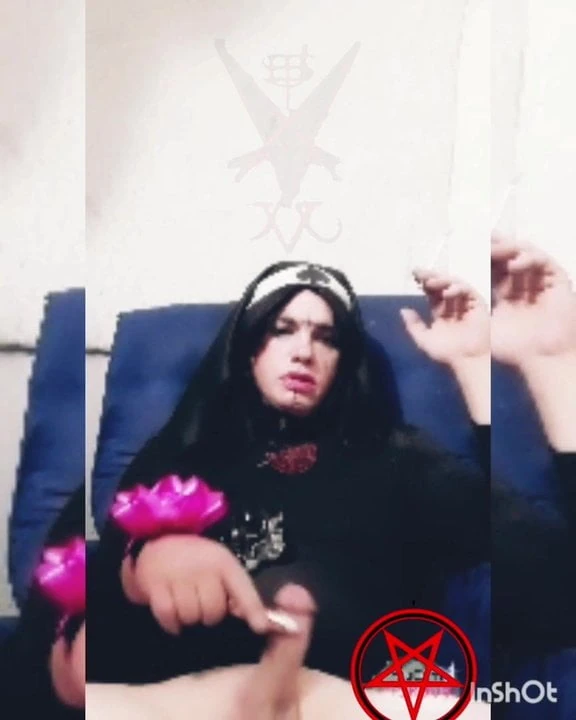 NUN CHRISSIE STROKES AND BLOWS LOAD