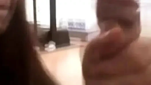 Бурный офисный перерыв Brandon