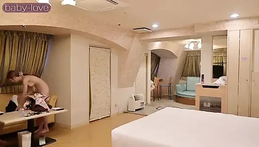 Sansürsüz kız Esthetician: kirli servis her damlayı boşaltıyor ve sonra dölleniyor