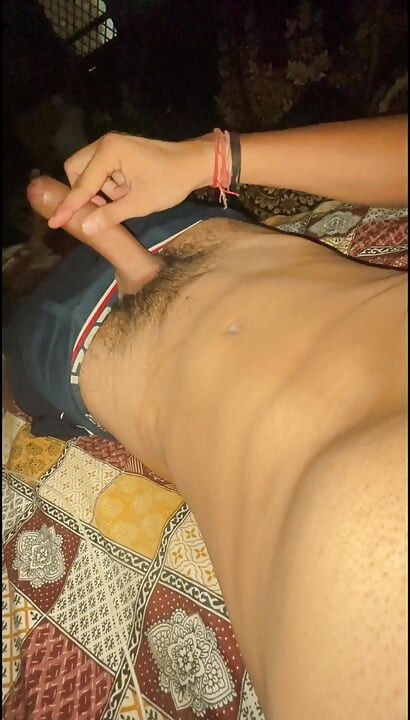 Jilat memekku dan tetesan spermaku