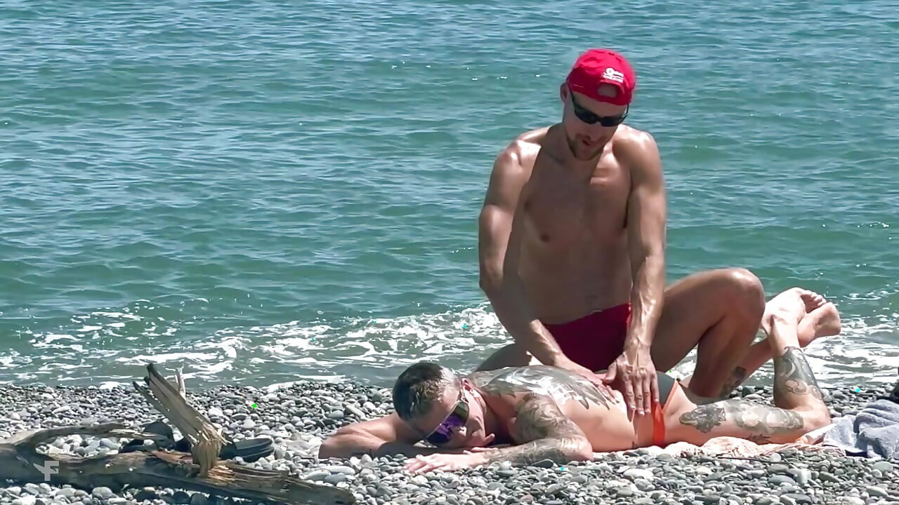 Horny guys have sex on the beach - cums multiple times in a twink's hole