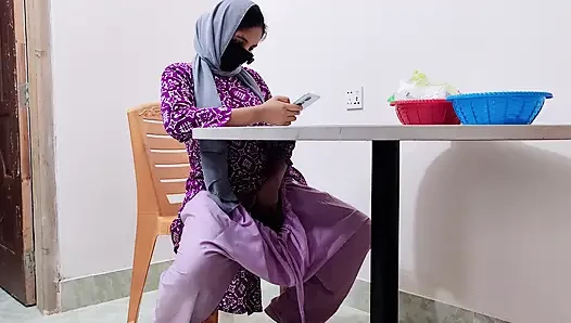 Hijabi Lonely Milf looking for attention
