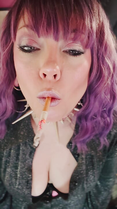 All Dangles From You Smoking Queen, Tina Snua! Close Up With Lots Of Smoke!