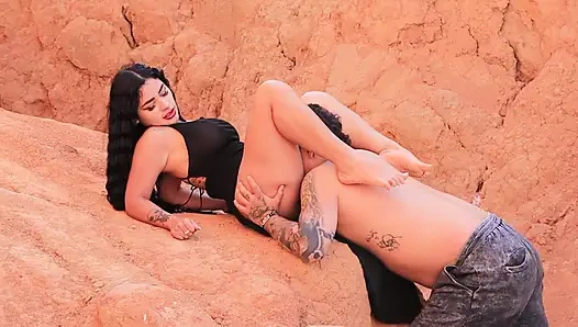 Ich habe entdeckt, dass mein Klassenkamerad eine Webcam ist... Und ich steckte es ein, damit er nicht mehr reden konnte