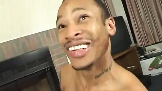 Milf with a huge round ass poses for the camera and rides a black cock