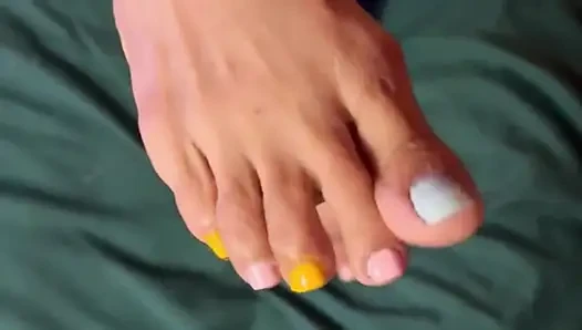 Melove seksi küçük ayaklar (sadece kendisi olmak)