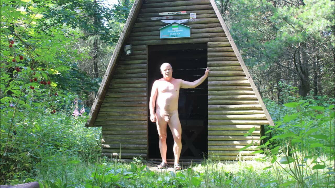 me nude in the nature 5